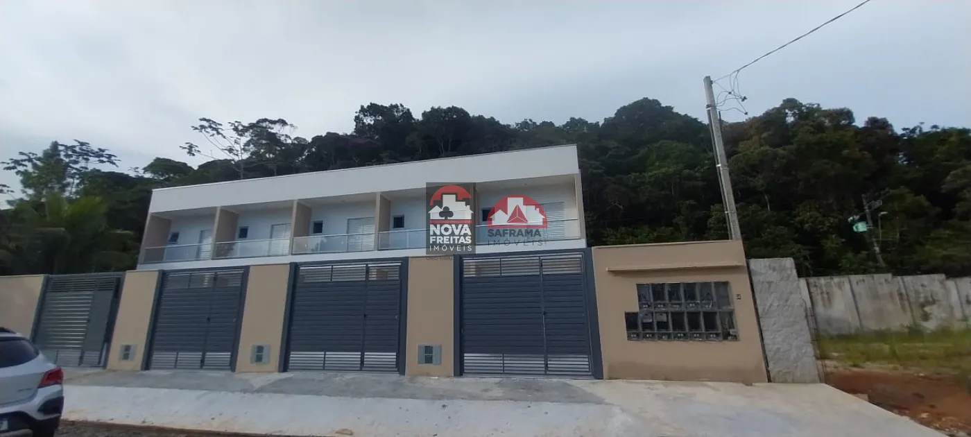 Comprar Casa / Sobrado Condom&iacute;nio em Caraguatatuba - Foto 1