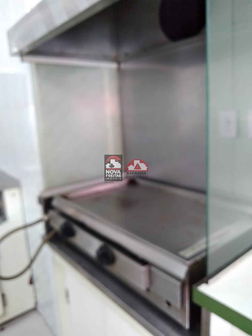 Alugar Comercial / Loja em S&atilde;o Jos&eacute; dos Campos R$ 3.800,00 - Foto 4