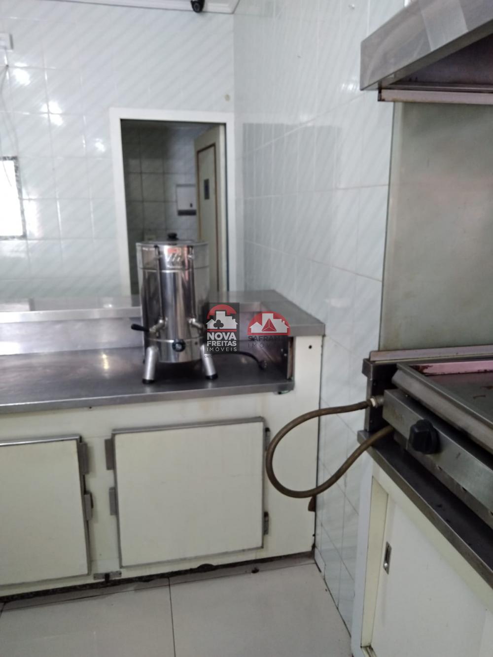 Alugar Comercial / Loja em S&atilde;o Jos&eacute; dos Campos R$ 3.800,00 - Foto 7