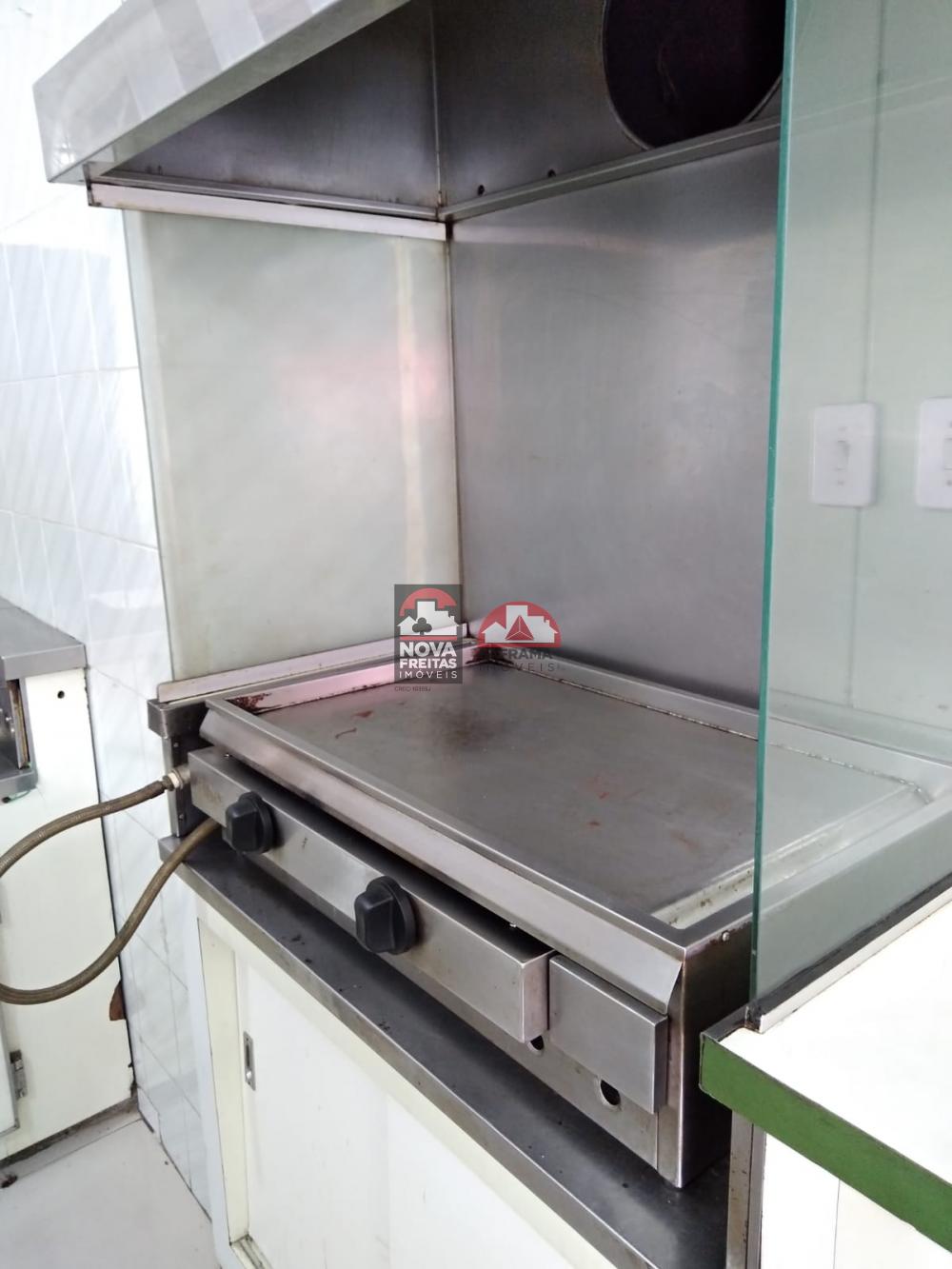 Alugar Comercial / Loja em S&atilde;o Jos&eacute; dos Campos R$ 3.800,00 - Foto 16