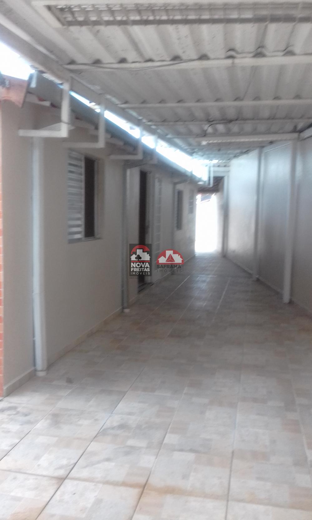 Alugar Casa / Padr&atilde;o em S&atilde;o Jos&eacute; dos Campos R$ 1.500,00 - Foto 3