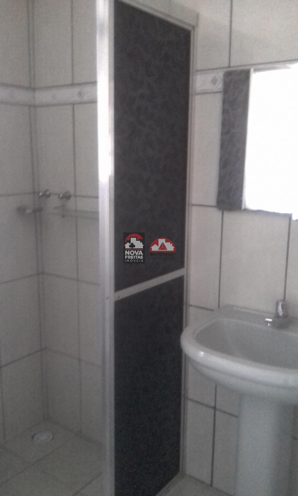 Alugar Casa / Padr&atilde;o em S&atilde;o Jos&eacute; dos Campos R$ 1.500,00 - Foto 13