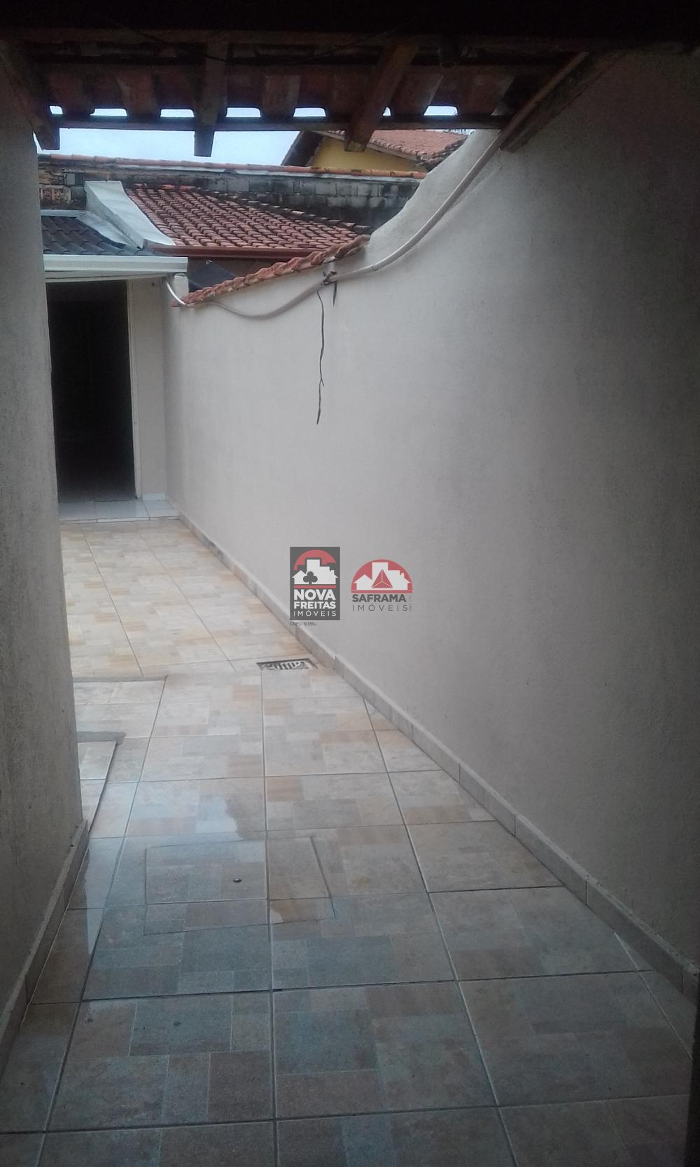 Alugar Casa / Padr&atilde;o em S&atilde;o Jos&eacute; dos Campos R$ 1.500,00 - Foto 14