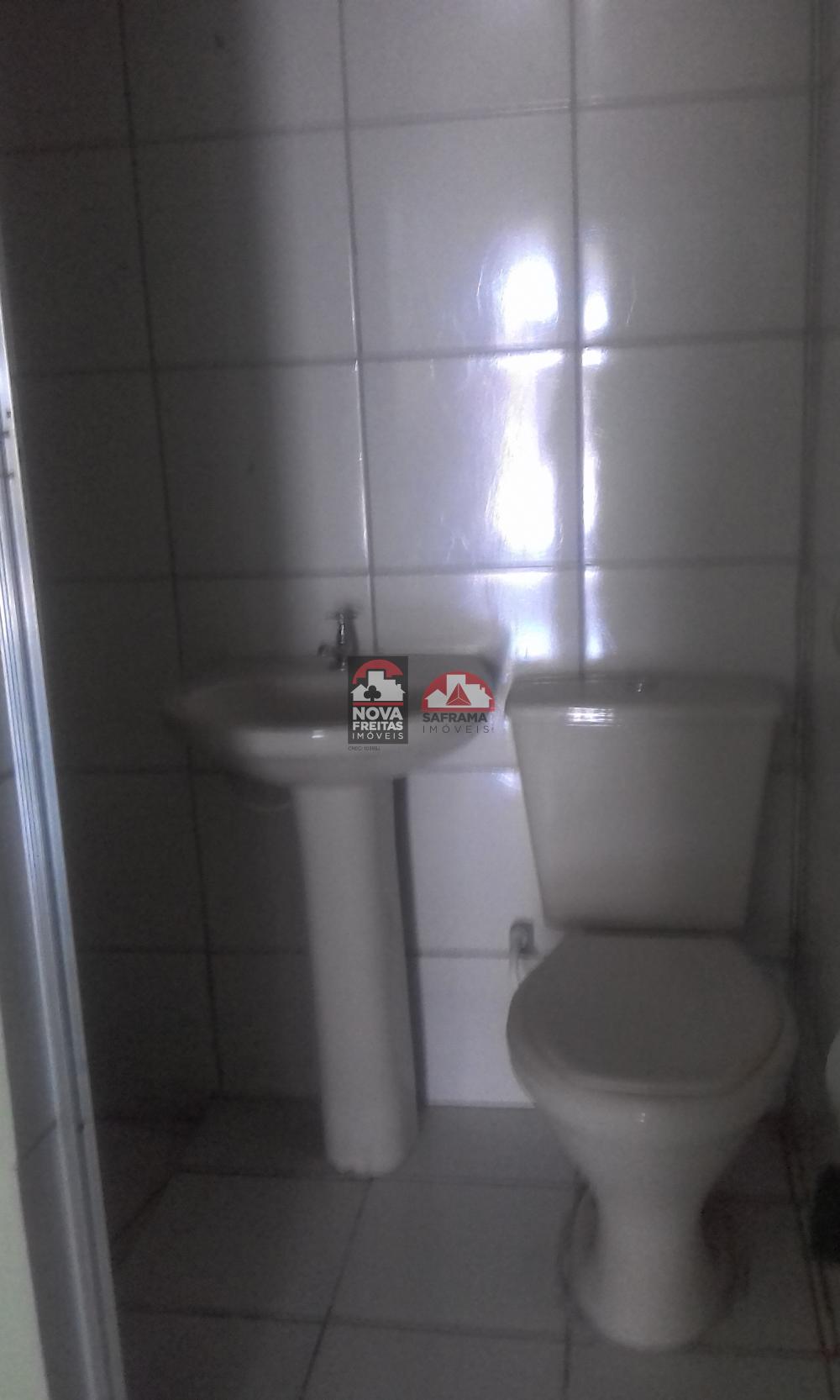 Alugar Casa / Padr&atilde;o em S&atilde;o Jos&eacute; dos Campos R$ 1.500,00 - Foto 19