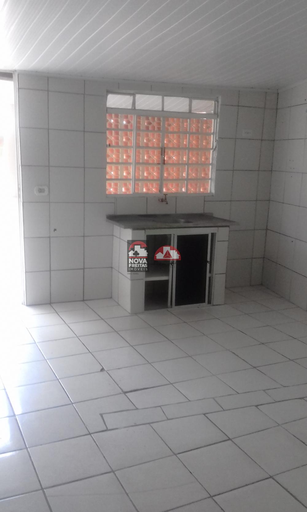 Alugar Casa / Padr&atilde;o em S&atilde;o Jos&eacute; dos Campos R$ 1.500,00 - Foto 21