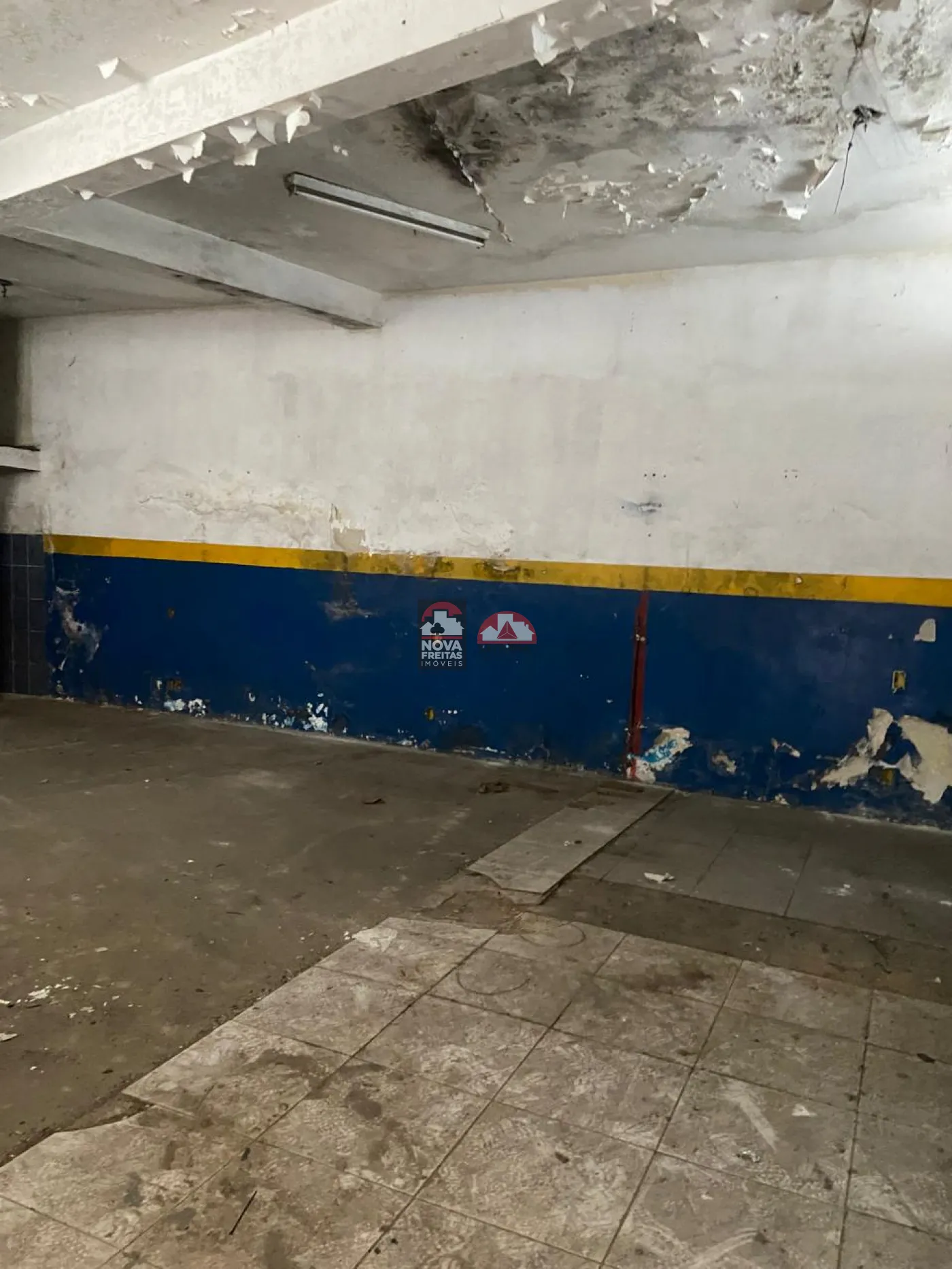 Alugar Comercial / Galp&atilde;o em S&atilde;o Jos&eacute; dos Campos R$ 3.000,00 - Foto 2