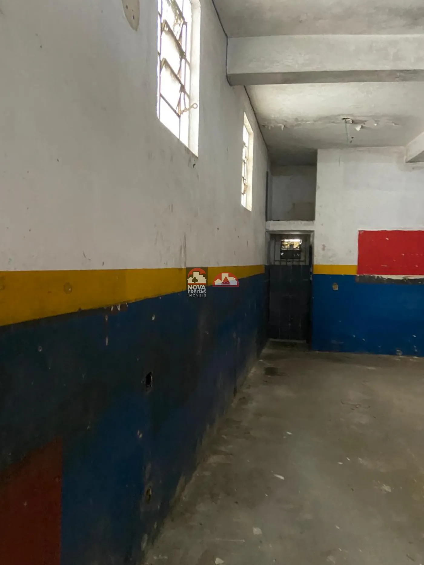 Alugar Comercial / Galp&atilde;o em S&atilde;o Jos&eacute; dos Campos R$ 3.000,00 - Foto 5