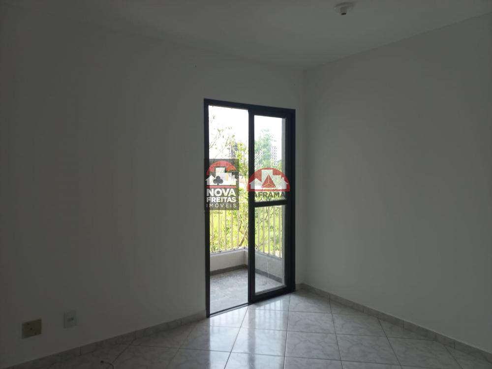 Alugar Apartamento / Padr&atilde;o em S&atilde;o Jos&eacute; dos Campos R$ 2.200,00 - Foto 2