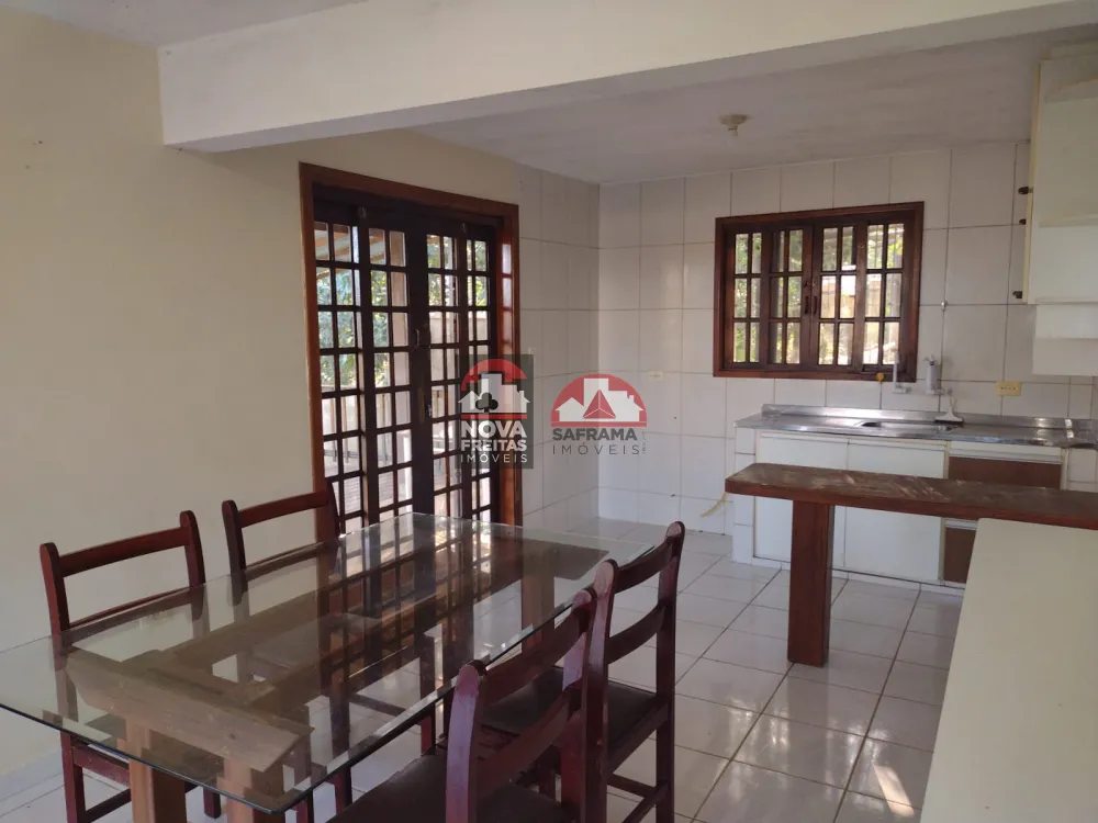 Alugar Casa / Padr&atilde;o em Caraguatatuba R$ 2.500,00 - Foto 12