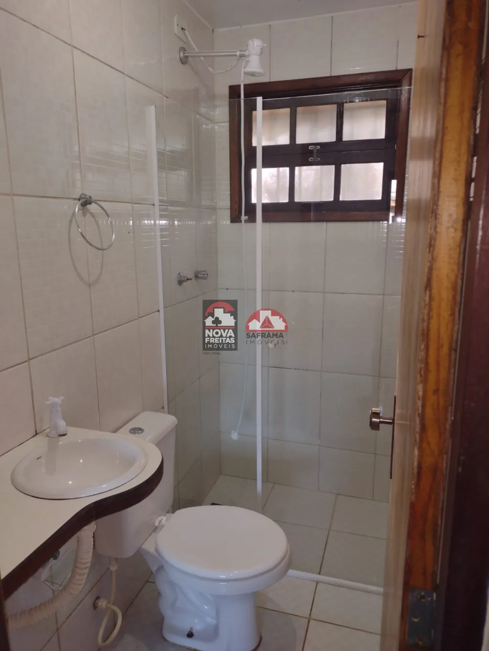 Alugar Casa / Padr&atilde;o em Caraguatatuba R$ 2.500,00 - Foto 13