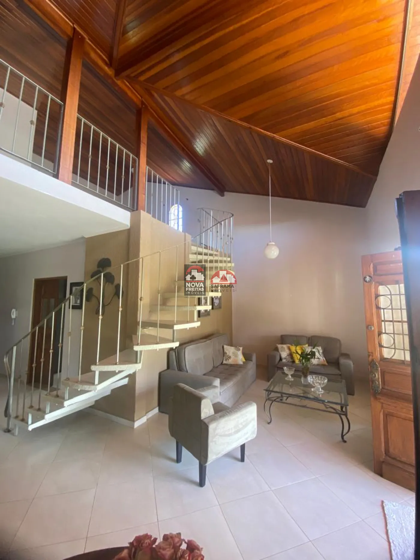 Comprar Casa / Sobrado Padr&atilde;o em Pindamonhangaba R$ 1.200.000,00 - Foto 4