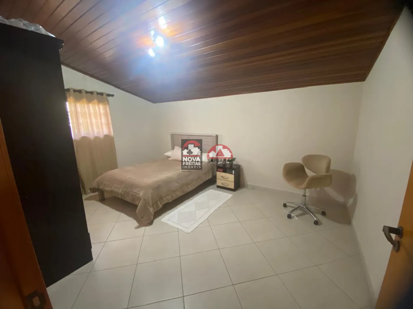 Comprar Casa / Sobrado Padr&atilde;o em Pindamonhangaba R$ 1.200.000,00 - Foto 9