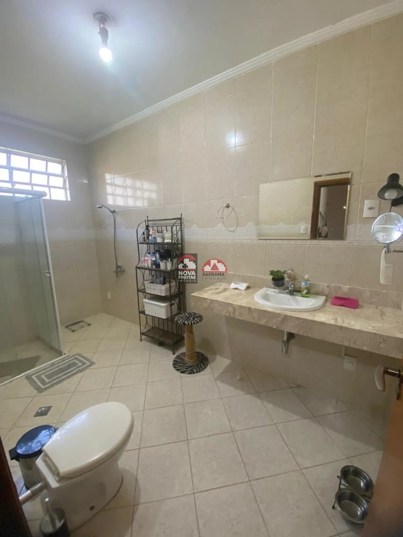 Comprar Casa / Sobrado Padr&atilde;o em Pindamonhangaba R$ 1.200.000,00 - Foto 17