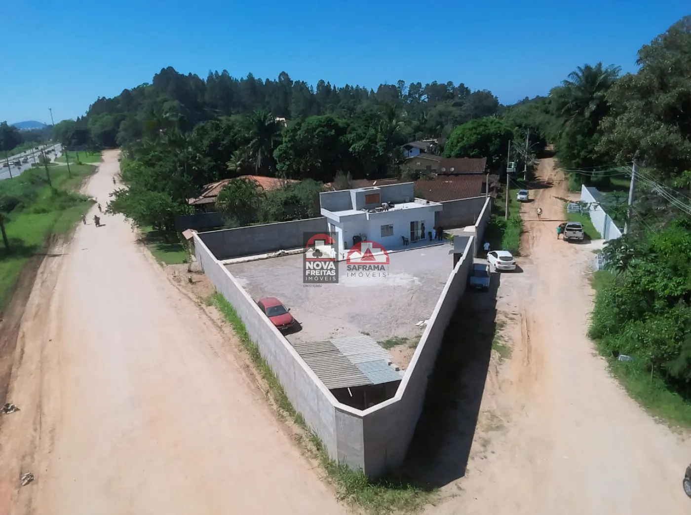 Comprar Casa / Padr&atilde;o em Caraguatatuba R$ 980.000,00 - Foto 1