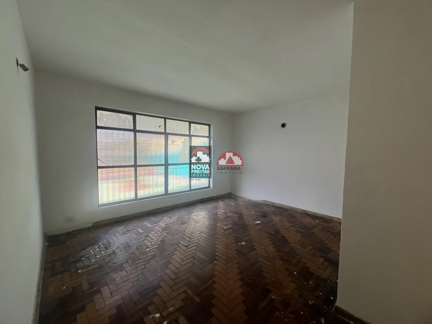 Alugar Comercial / Casa em S&atilde;o Jos&eacute; dos Campos R$ 1.800,00 - Foto 6