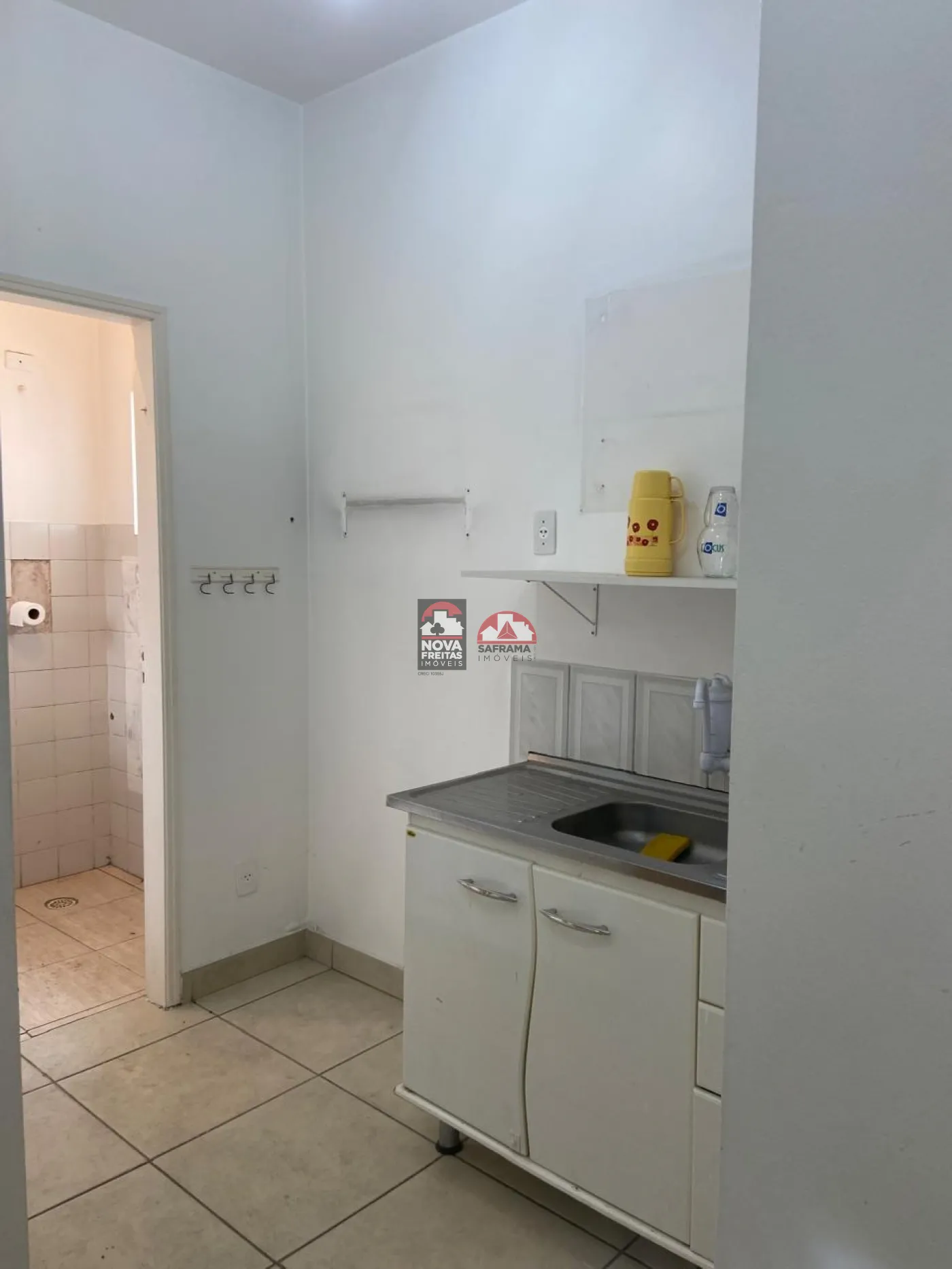 Alugar Comercial / Sala em S&atilde;o Jos&eacute; dos Campos R$ 1.700,00 - Foto 11