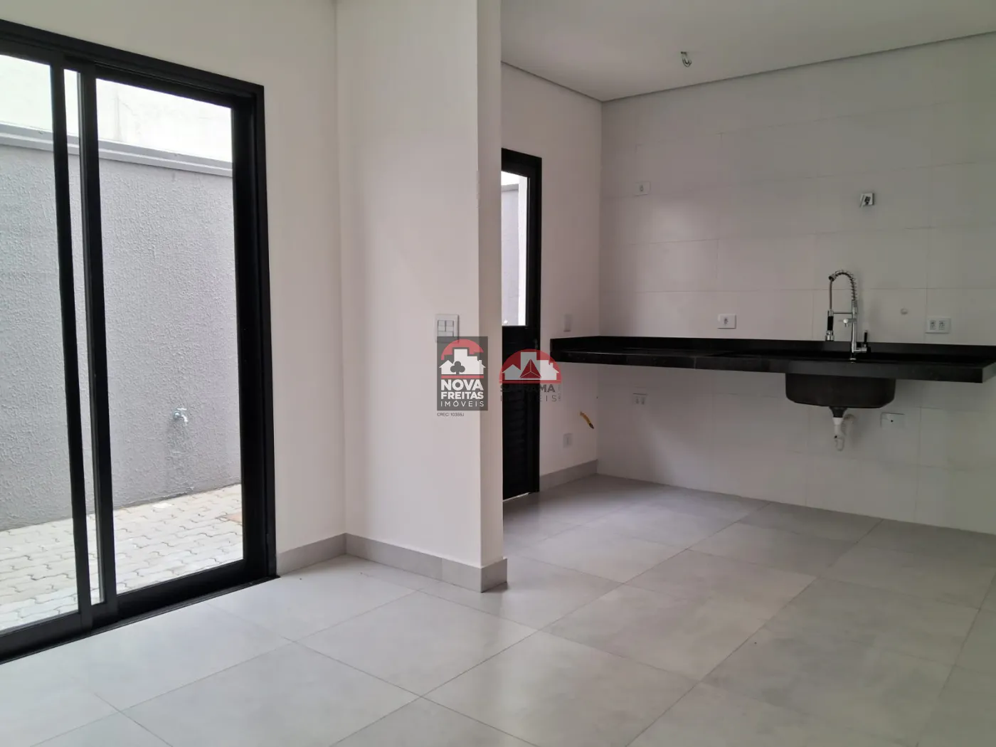 Comprar Casa / Sobrado Condom&iacute;nio em Caraguatatuba R$ 767.351,00 - Foto 3