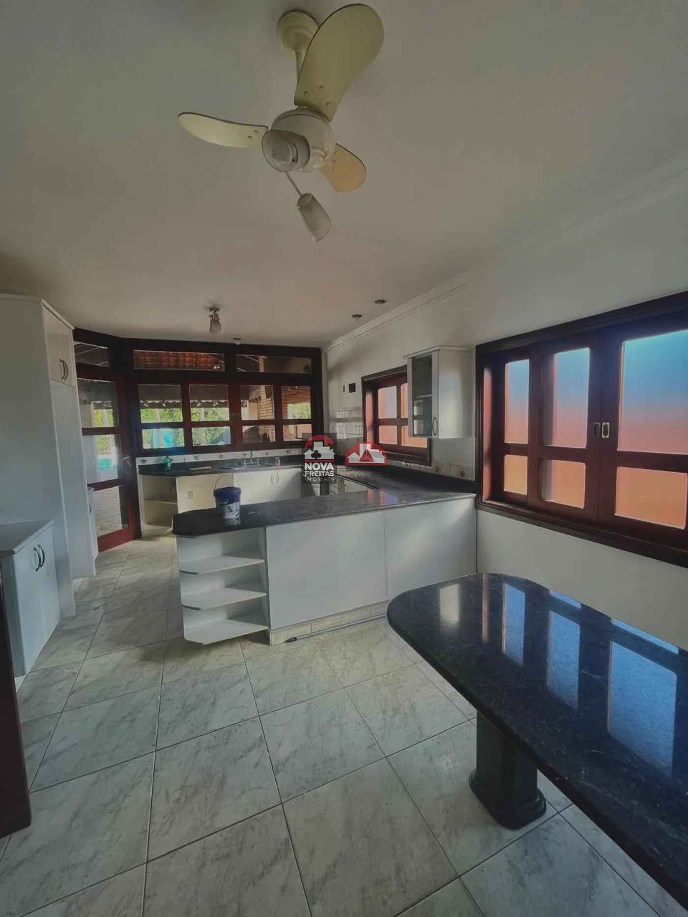 Alugar Casa / Condom&iacute;nio em Pindamonhangaba R$ 6.900,00 - Foto 7