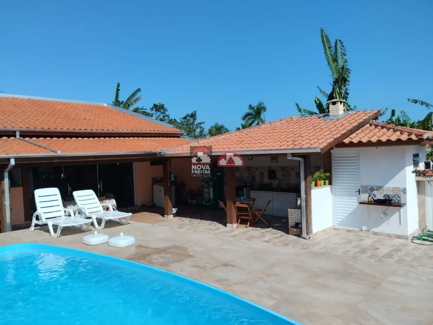 Alugar Casa / Padr&atilde;o em Caraguatatuba R$ 3.300,00 - Foto 2