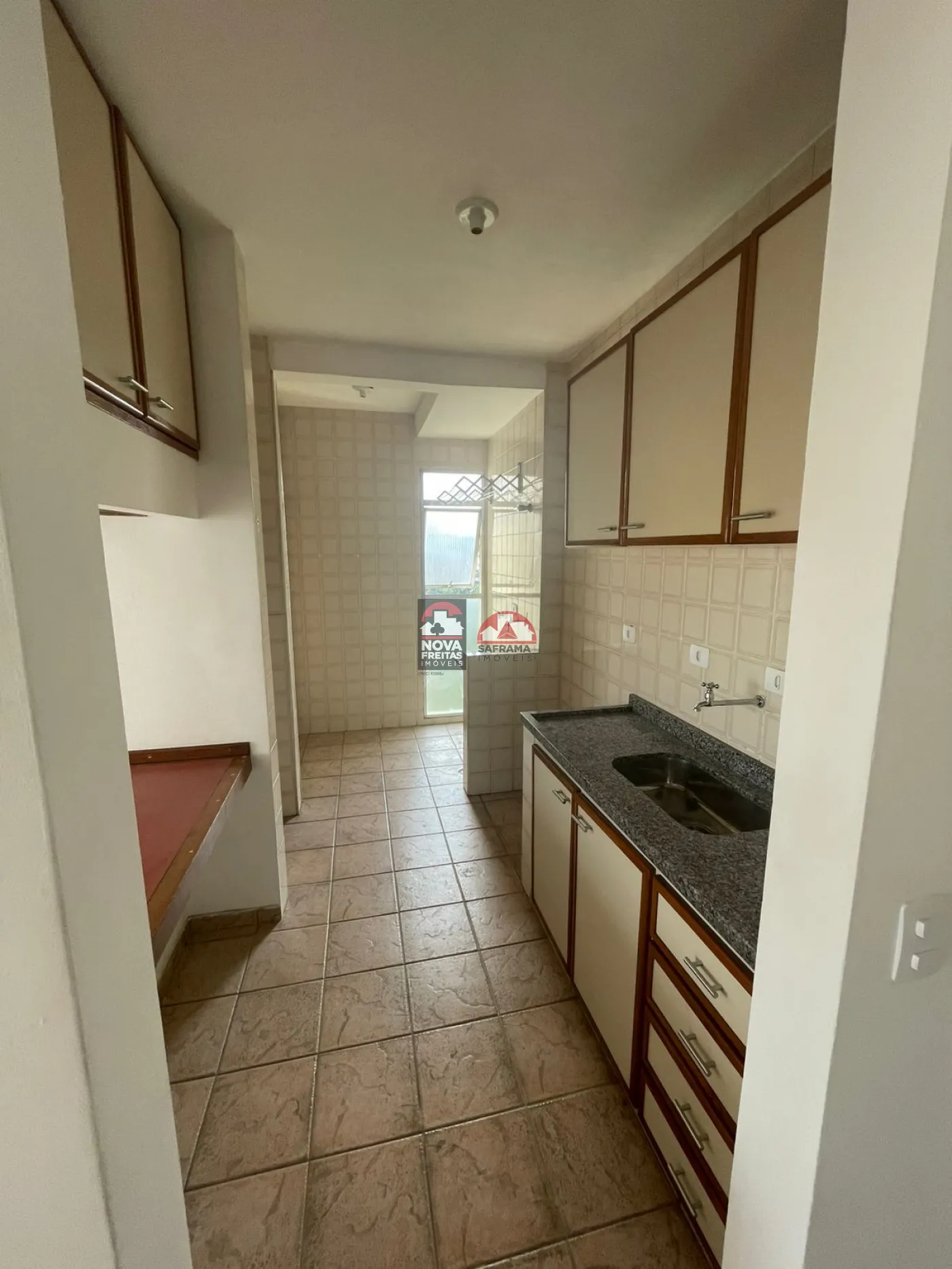 Alugar Apartamento / Padr&atilde;o em S&atilde;o Jos&eacute; dos Campos R$ 1.800,00 - Foto 4