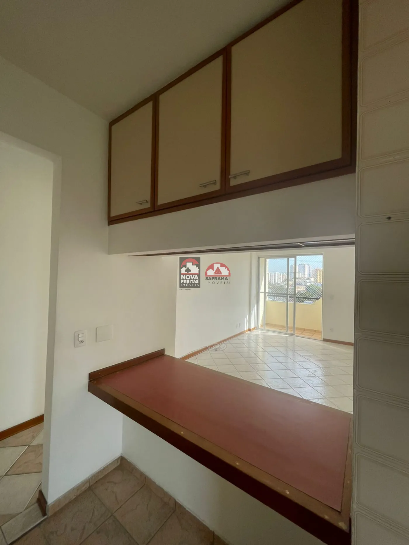 Alugar Apartamento / Padr&atilde;o em S&atilde;o Jos&eacute; dos Campos R$ 1.800,00 - Foto 5
