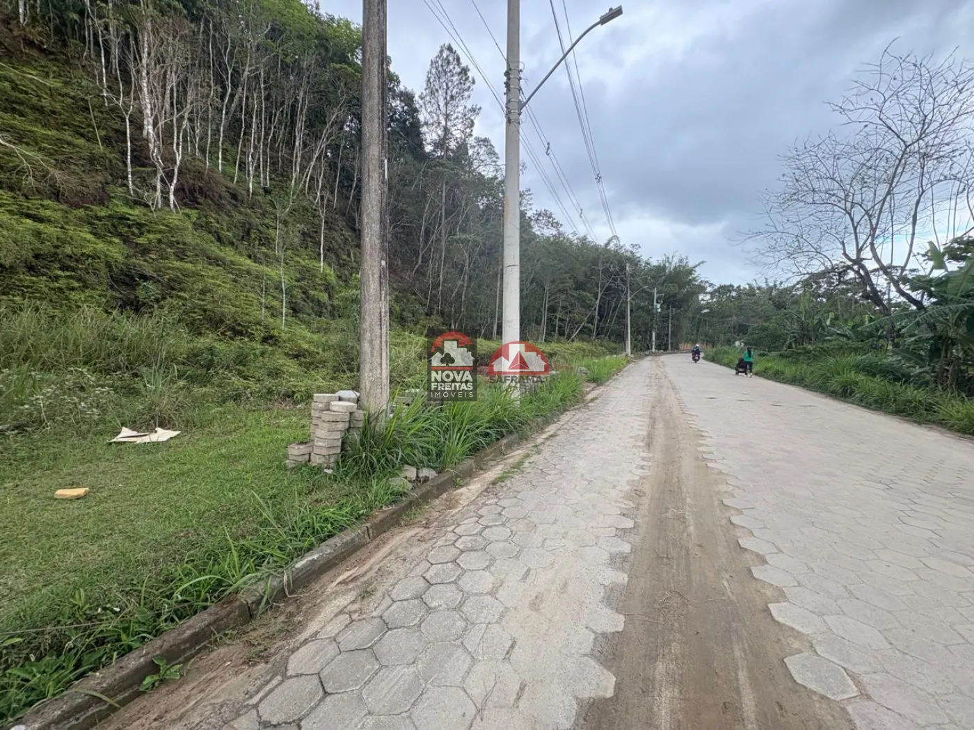 Comprar Terreno / Padr&atilde;o em Caraguatatuba R$ 135.000,00 - Foto 6