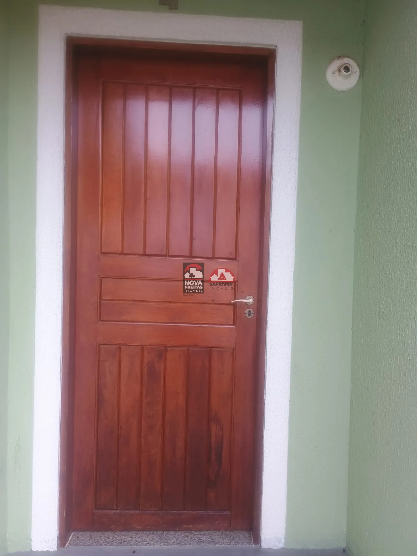 Alugar Casa / Sobrado Condom&iacute;nio em S&atilde;o Jos&eacute; dos Campos R$ 2.200,00 - Foto 2