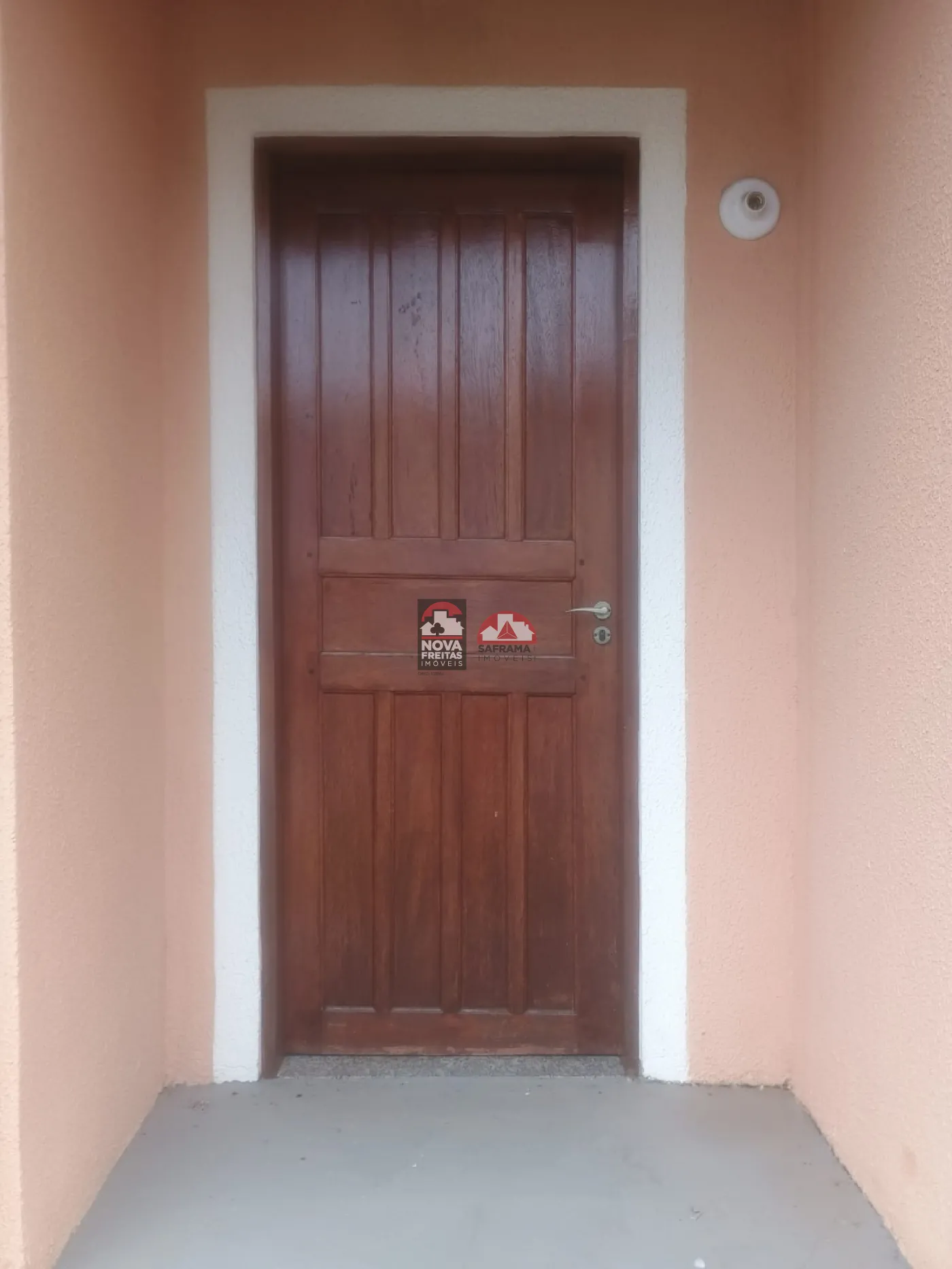 Alugar Casa / Sobrado Condom&iacute;nio em S&atilde;o Jos&eacute; dos Campos R$ 2.500,00 - Foto 1