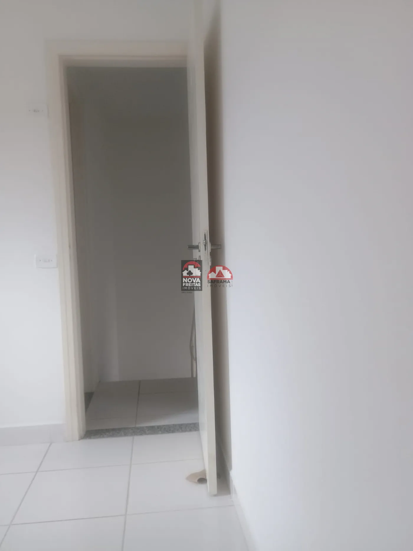 Alugar Casa / Sobrado Condom&iacute;nio em S&atilde;o Jos&eacute; dos Campos R$ 2.500,00 - Foto 22