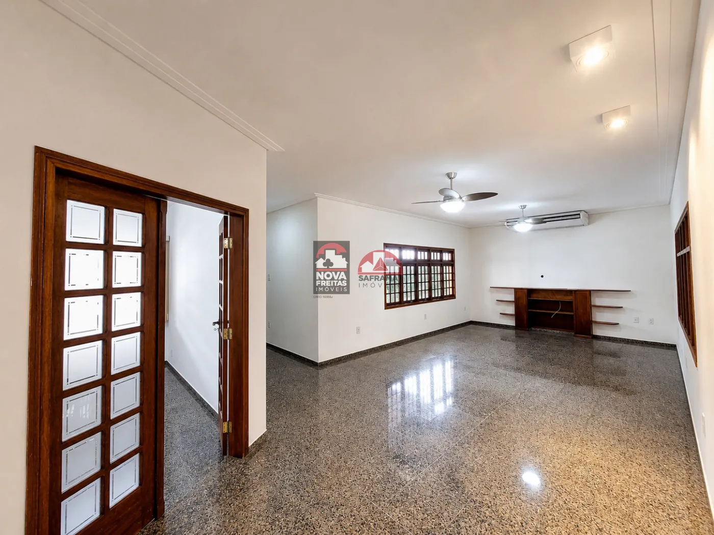 Alugar Casa / Condom&iacute;nio em Pindamonhangaba R$ 7.000,00 - Foto 4