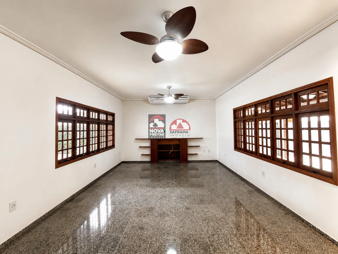 Alugar Casa / Condom&iacute;nio em Pindamonhangaba R$ 7.000,00 - Foto 5