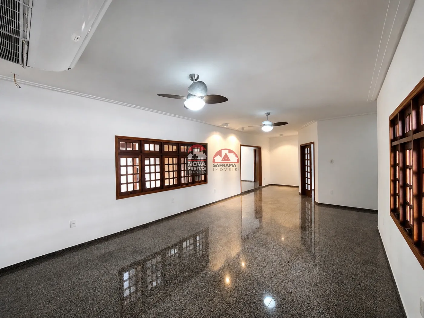 Alugar Casa / Condom&iacute;nio em Pindamonhangaba R$ 7.000,00 - Foto 6