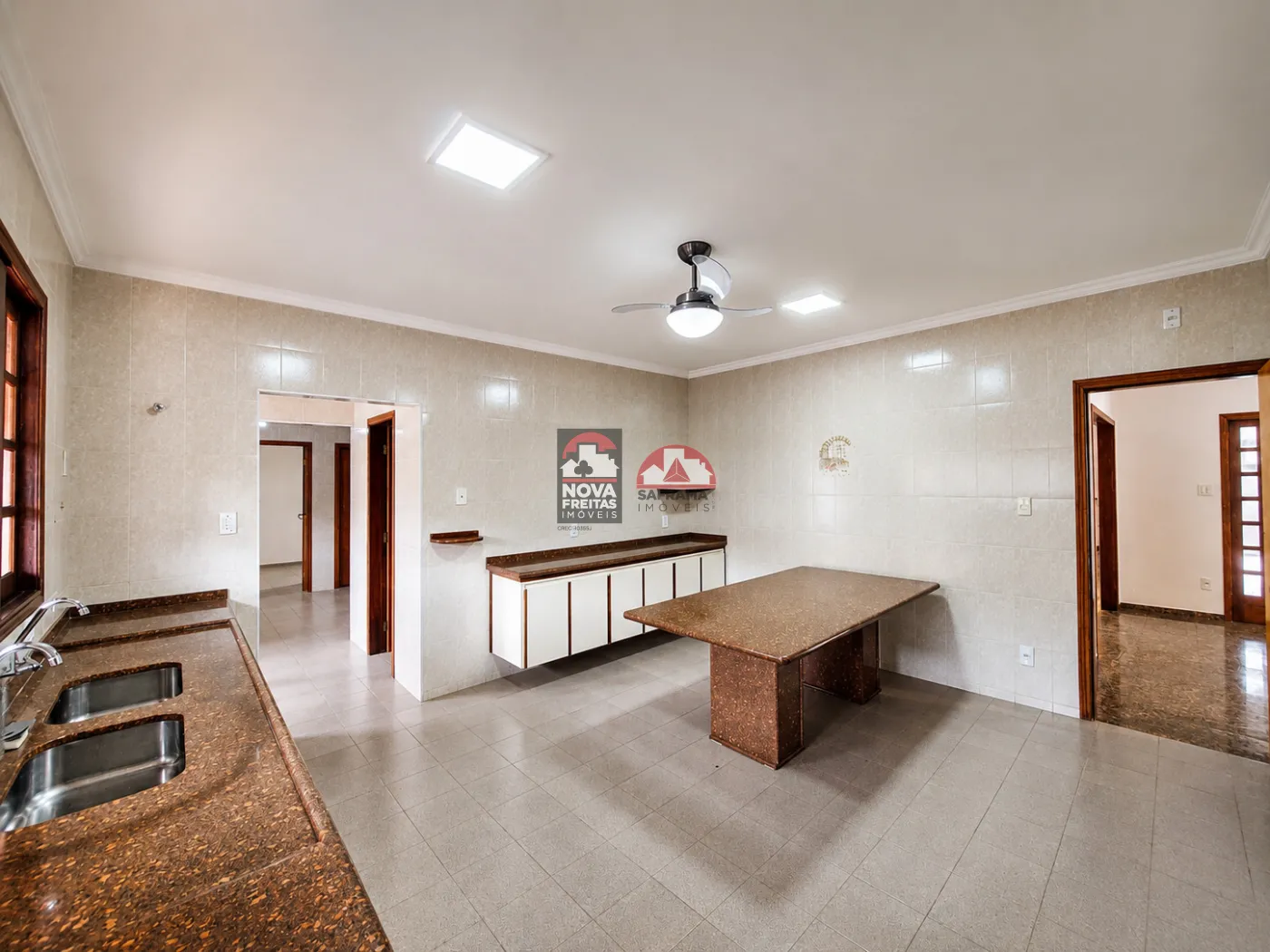 Alugar Casa / Condom&iacute;nio em Pindamonhangaba R$ 7.000,00 - Foto 9
