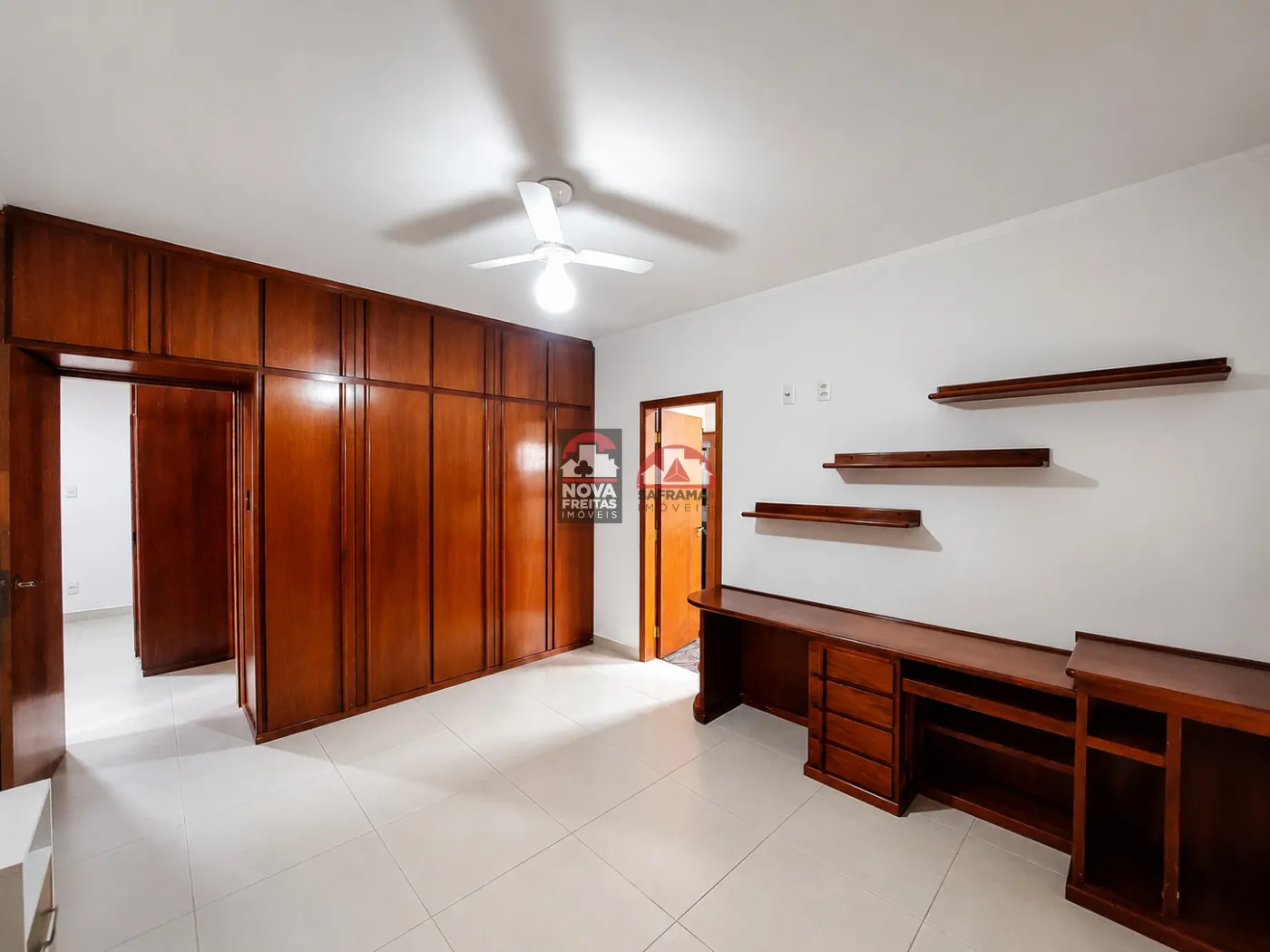 Alugar Casa / Condom&iacute;nio em Pindamonhangaba R$ 7.000,00 - Foto 12