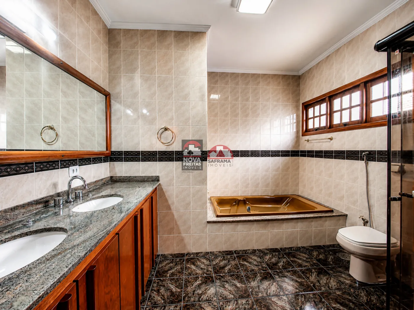 Alugar Casa / Condom&iacute;nio em Pindamonhangaba R$ 7.000,00 - Foto 15
