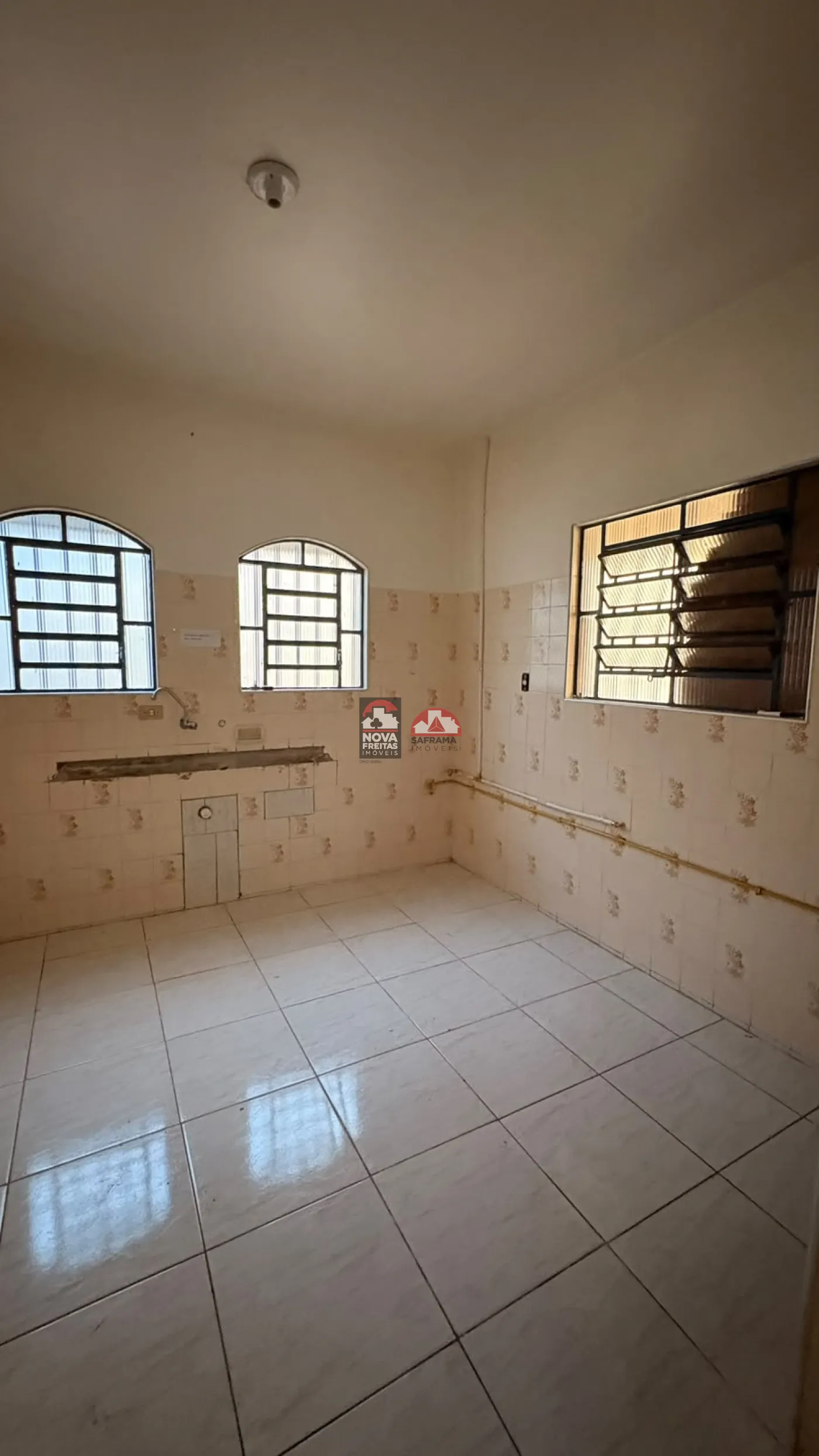 Alugar Comercial / Galp&atilde;o em S&atilde;o Jos&eacute; dos Campos R$ 10.000,00 - Foto 10