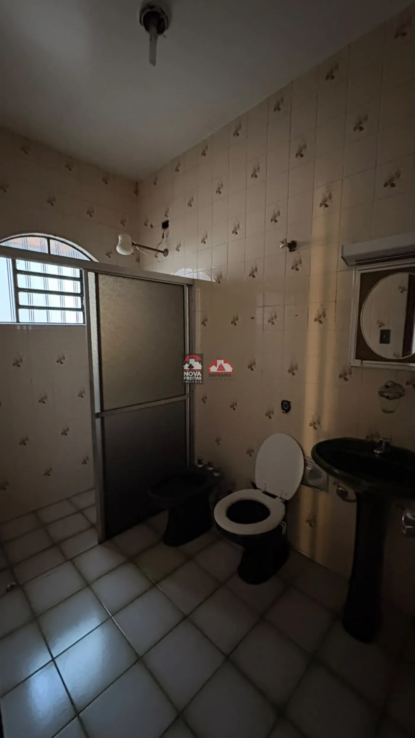 Alugar Comercial / Galp&atilde;o em S&atilde;o Jos&eacute; dos Campos R$ 10.000,00 - Foto 14