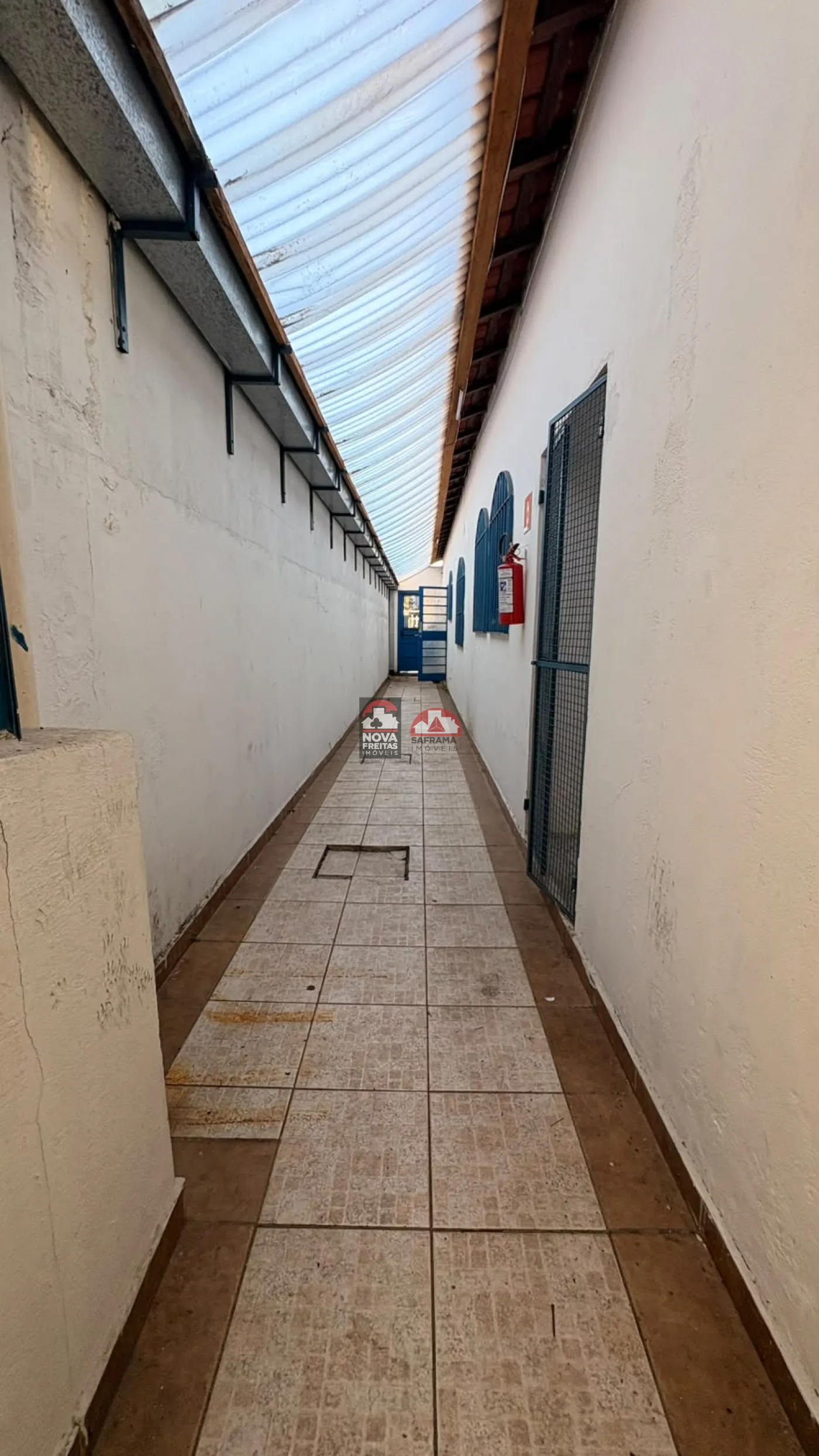 Alugar Comercial / Galp&atilde;o em S&atilde;o Jos&eacute; dos Campos R$ 10.000,00 - Foto 22