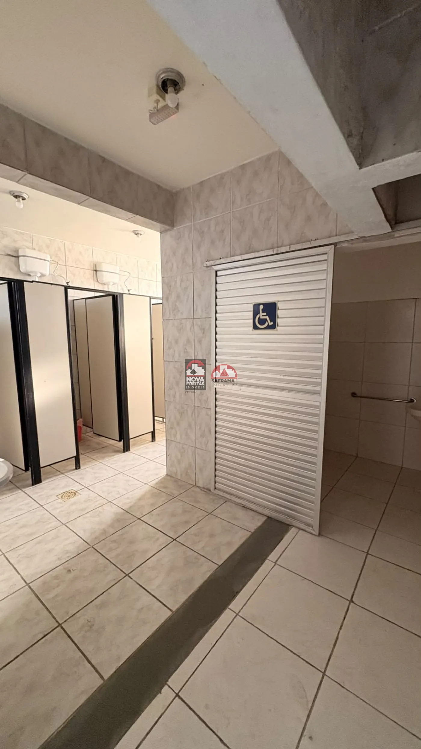 Alugar Comercial / Galp&atilde;o em S&atilde;o Jos&eacute; dos Campos R$ 10.000,00 - Foto 24