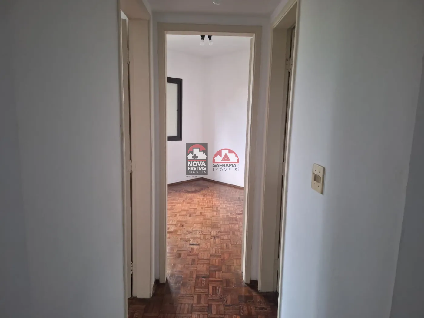Alugar Apartamento / Padr&atilde;o em S&atilde;o Jos&eacute; dos Campos R$ 1.800,00 - Foto 12