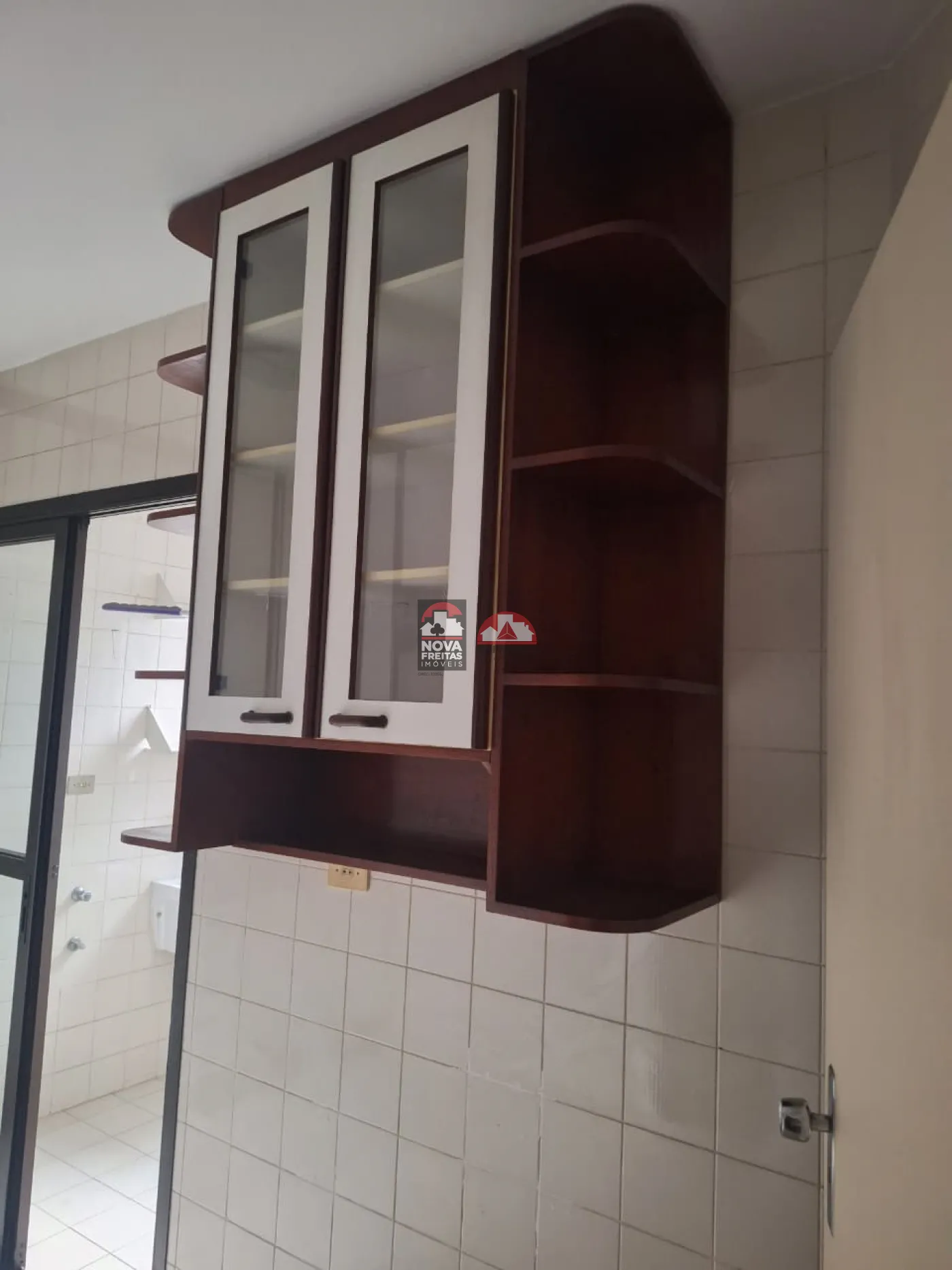 Alugar Apartamento / Padr&atilde;o em S&atilde;o Jos&eacute; dos Campos R$ 1.800,00 - Foto 16