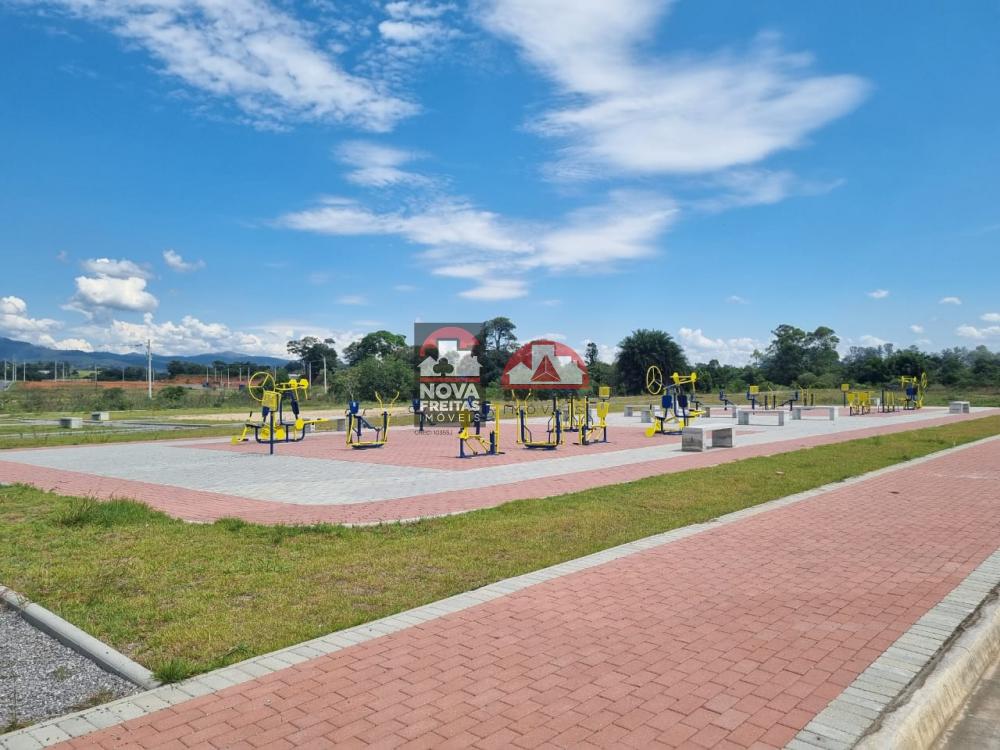 Comprar Terreno / Padr&atilde;o em Condom&iacute;nio em Pindamonhangaba R$ 140.000,00 - Foto 4