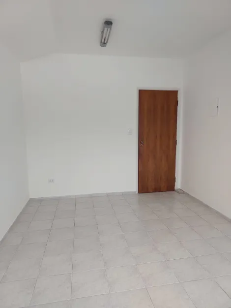 Sao Jose dos Campos Vila Ema Comercial Locacao R$ 850,00 Condominio R$300,00  Area do terreno 15.00m2 Area construida 30.00m2