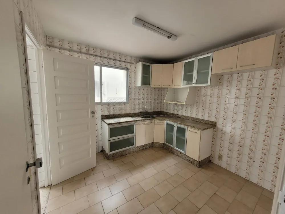 Alugar Apartamento / Padr&atilde;o em Pelotas R$ 1.500,00 - Foto 5
