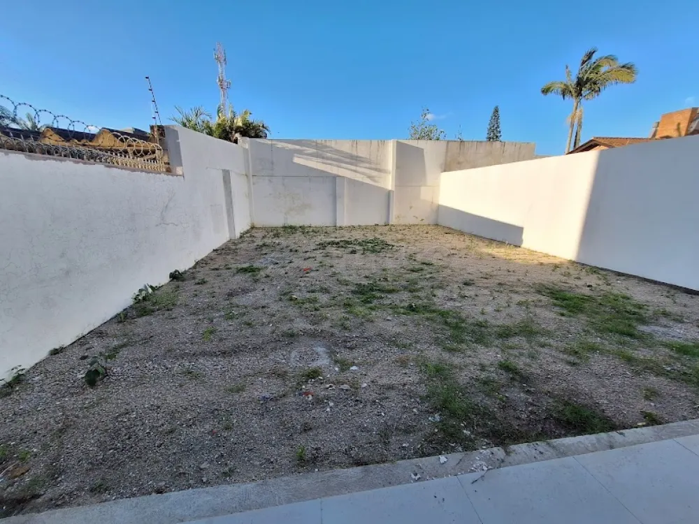 Comprar Casa / Padr&atilde;o em Pelotas R$ 850.000,00 - Foto 12