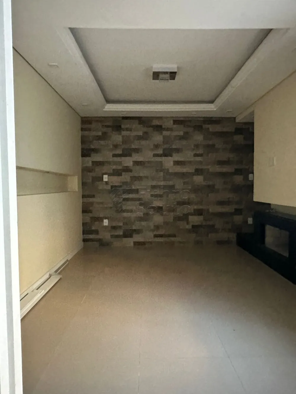 Comprar Casa / Padr&atilde;o em Pelotas R$ 1.390.000,00 - Foto 5