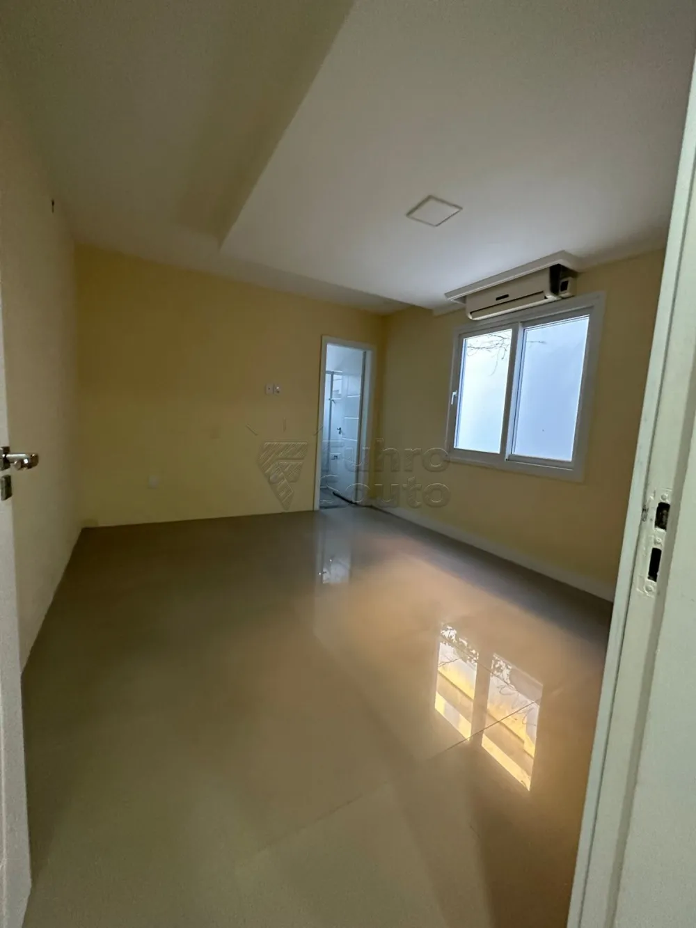 Comprar Casa / Padr&atilde;o em Pelotas R$ 1.390.000,00 - Foto 14