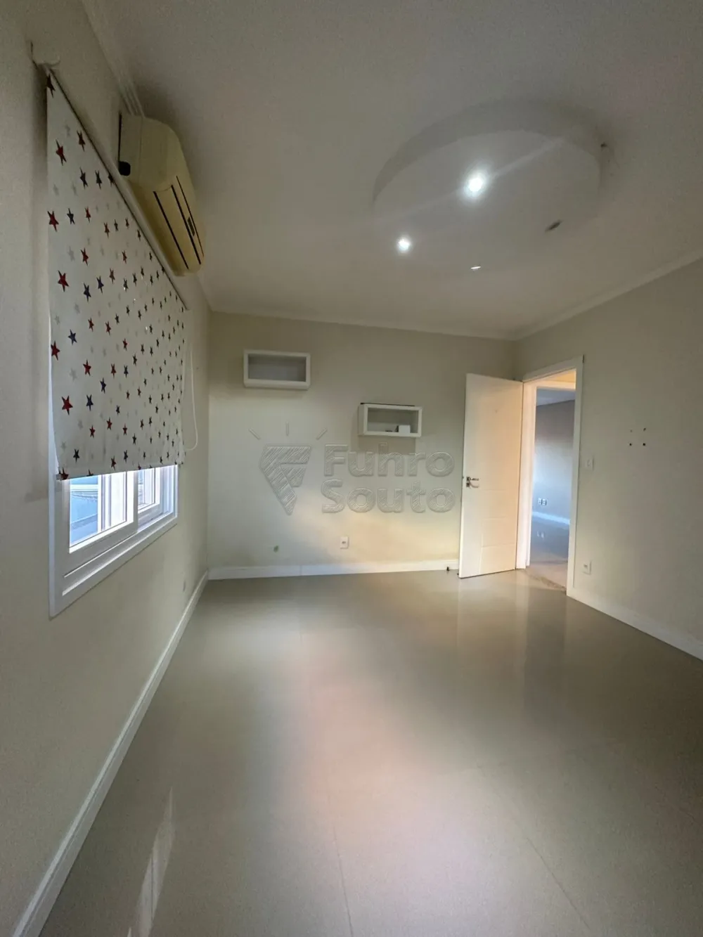 Comprar Casa / Padr&atilde;o em Pelotas R$ 1.390.000,00 - Foto 12