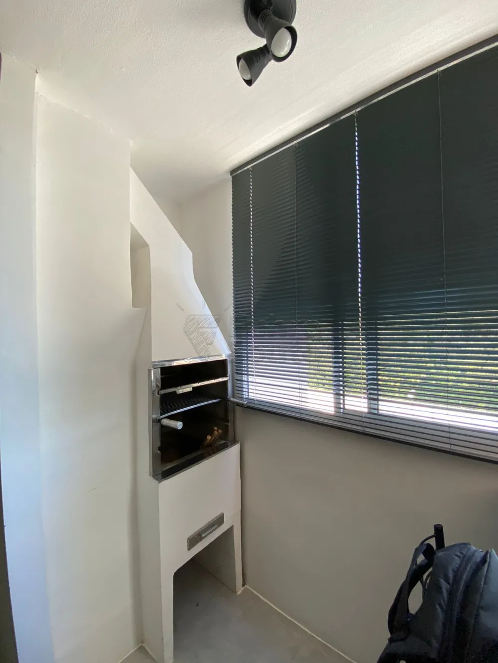 Alugar Apartamento / Padr&atilde;o em Pelotas R$ 900,00 - Foto 8