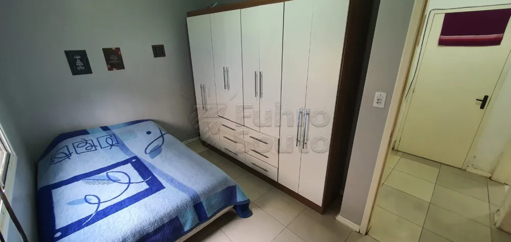 Comprar Apartamento / Padr&atilde;o em Pelotas R$ 160.000,00 - Foto 5
